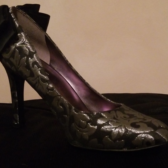 Size 9 M Nine West Black and Gray - Picture 3 of 3